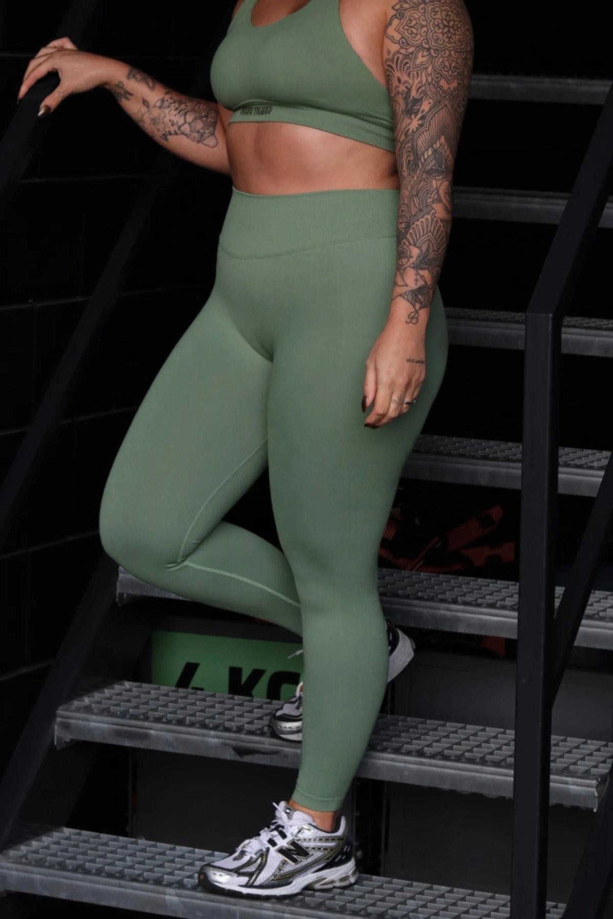 Elevate Halter Bra Soft Pistachio