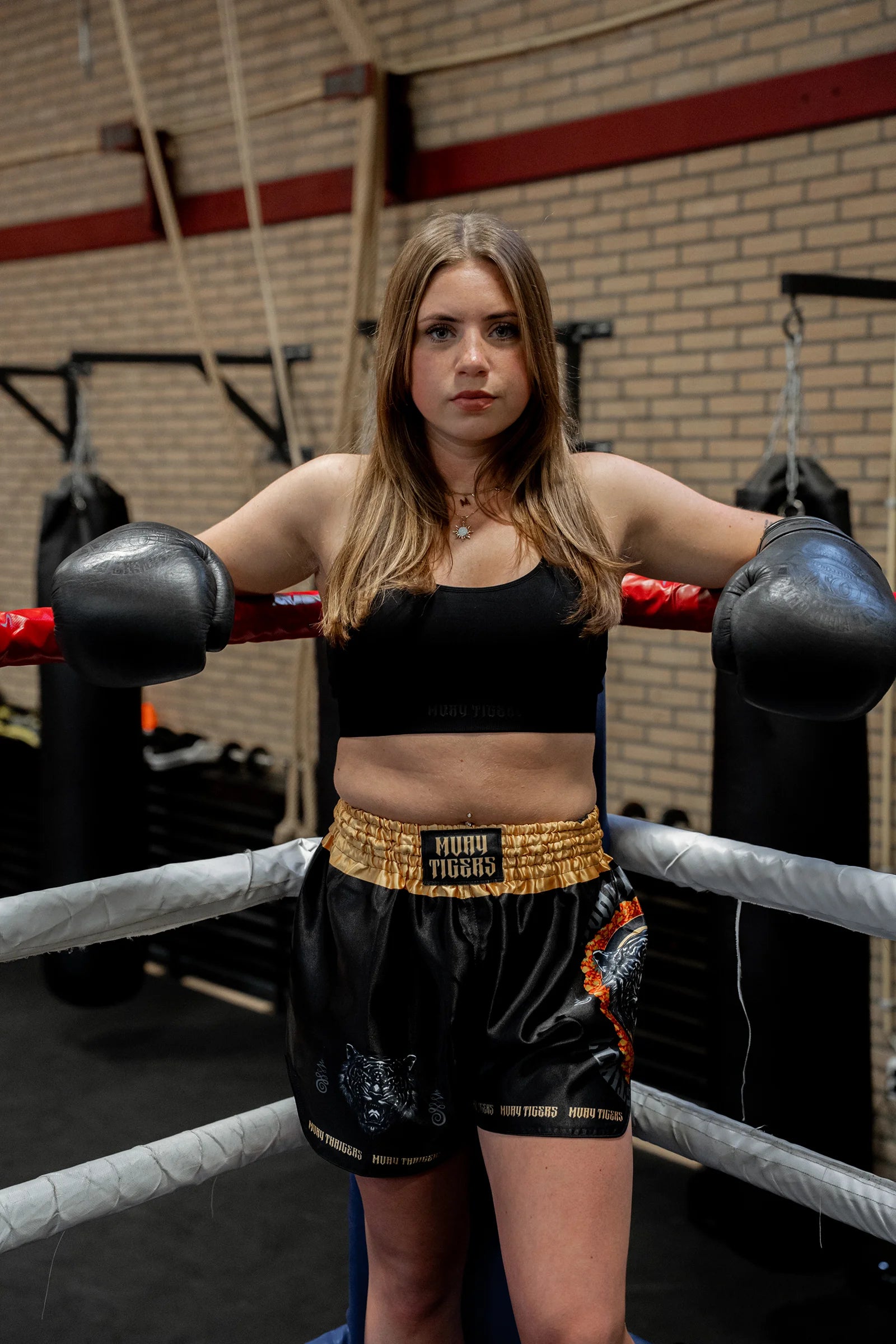 Muay Thai Shorts Gold